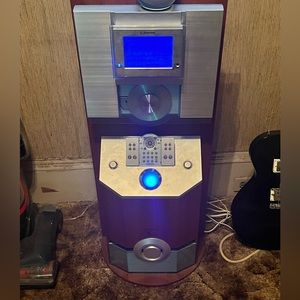 Emerson Stereo System w/2 Speakers